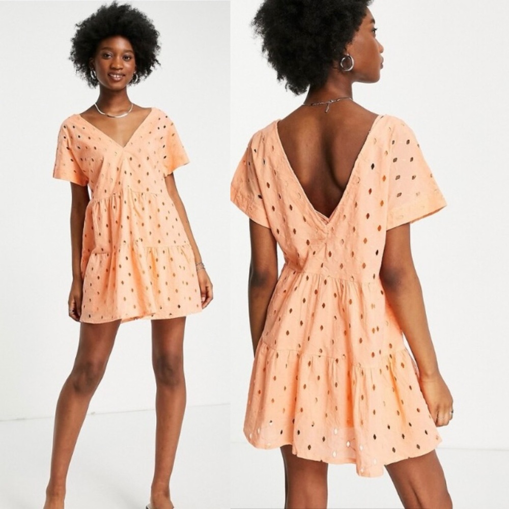 ASOS DESIGN Broderie V Front V Back Tiered Mini
Smock Dress Orange